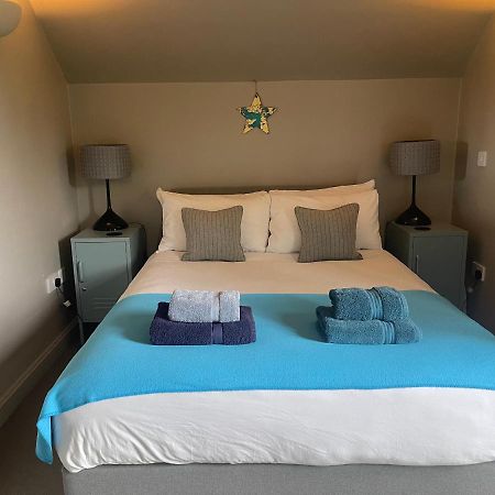 Carp'S Rise Cottage Somerford Keynes Екстериор снимка