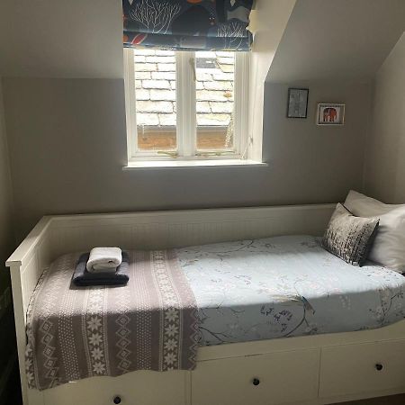 Carp'S Rise Cottage Somerford Keynes Екстериор снимка