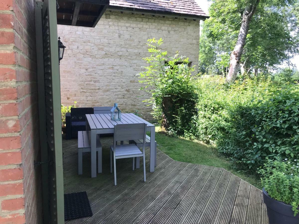 Carp'S Rise Cottage Somerford Keynes Екстериор снимка