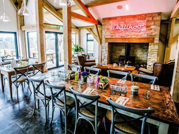 Carp'S Rise Cottage Somerford Keynes Екстериор снимка